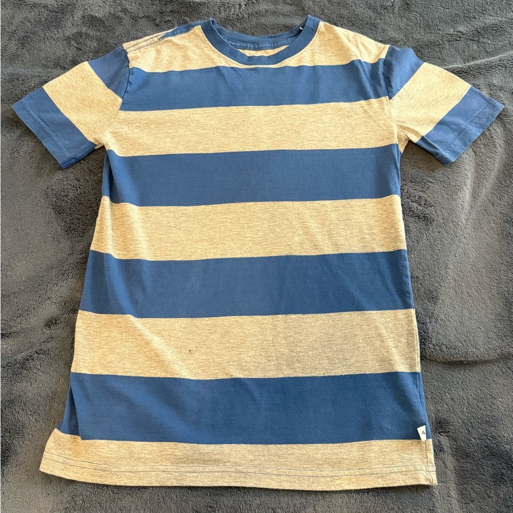 Boys Tommy Bahama XL(14) Gray & Blue Striped Tee Shirt